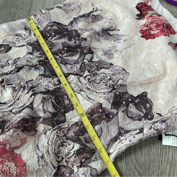 Adrianna Papell Sleeveless Floral Sheath Dress - Picture 4 of 6